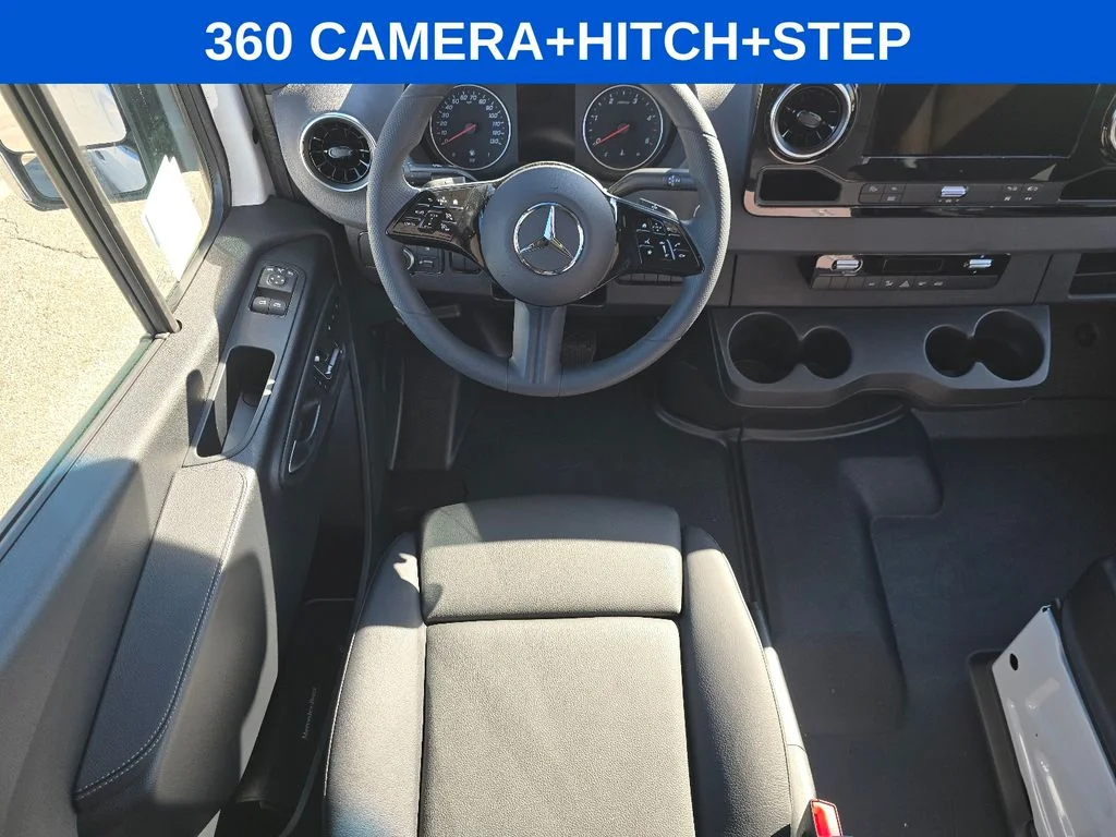 New 2026 Arctic White Mercedes-Benz Cargo 170 WB image 15