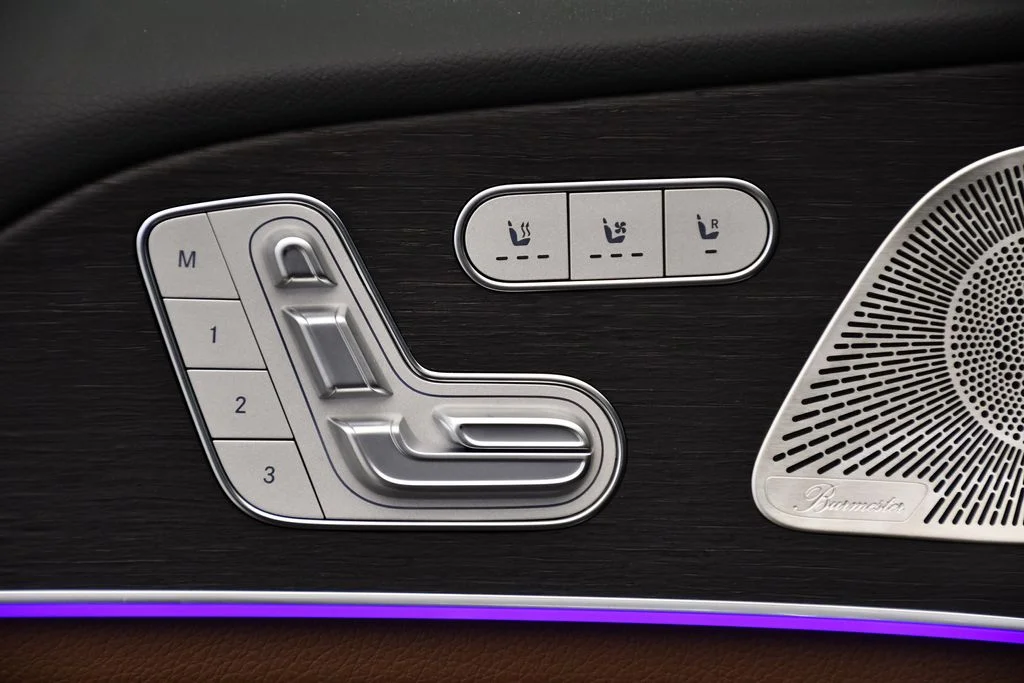 2025 Mercedes-Benz GLS Base - Photo 33