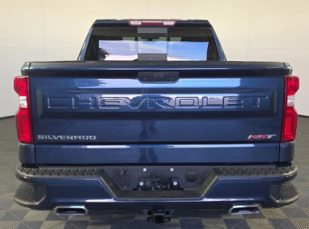 Used 2020 NORTHSKY BLUE METALLIC Chevrolet RST image 3