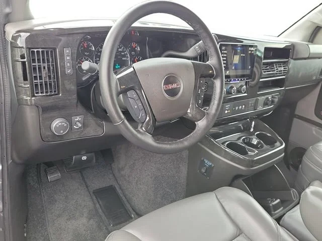 Used 2025 Special Exterior Color GMC Work Van image 6