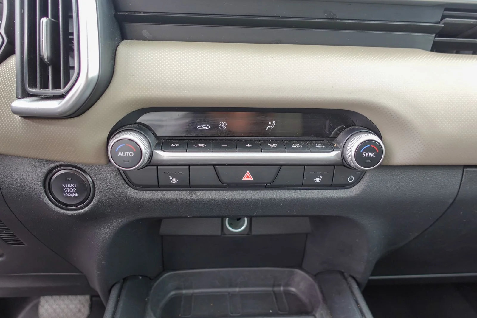 Certified Used 2025 Ingot Blue Metallic Mazda 2.5 S Premium Package image 24