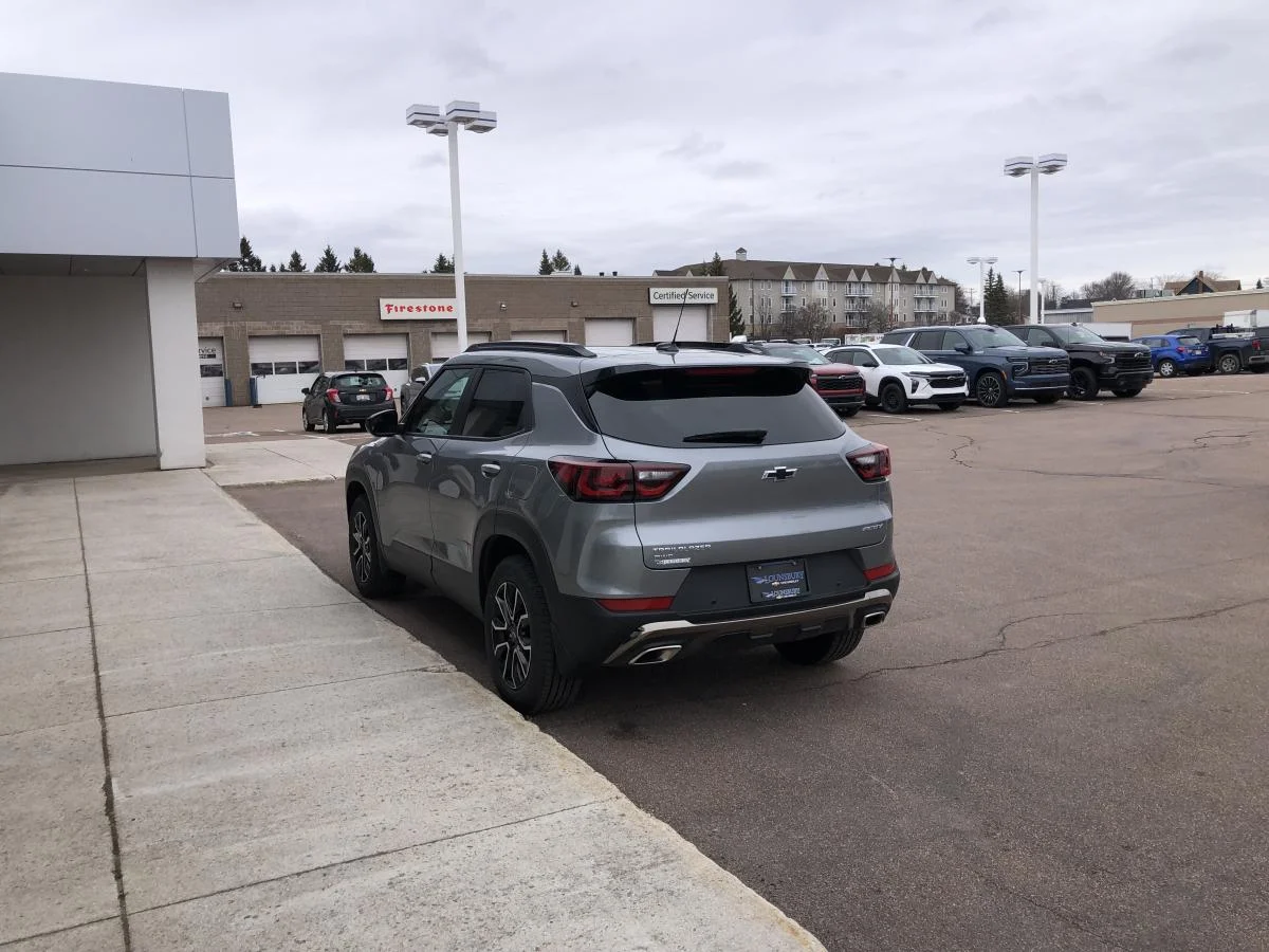 New 2026 Grey Chevrolet Awd 4dr Activ image 5