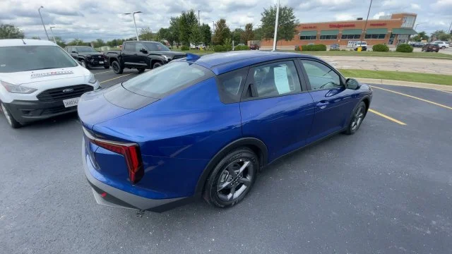 Used 2025 Blue Kia LXS image 2
