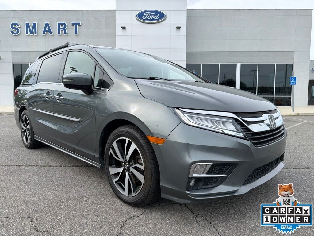 2018 Honda Odyssey Elite's photo