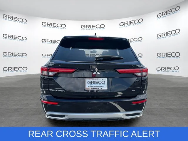 Used 2023 Black Mitsubishi SE image 6