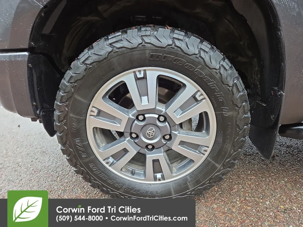 Used 2018 Magnetic Gray Metallic Toyota Platinum image 7