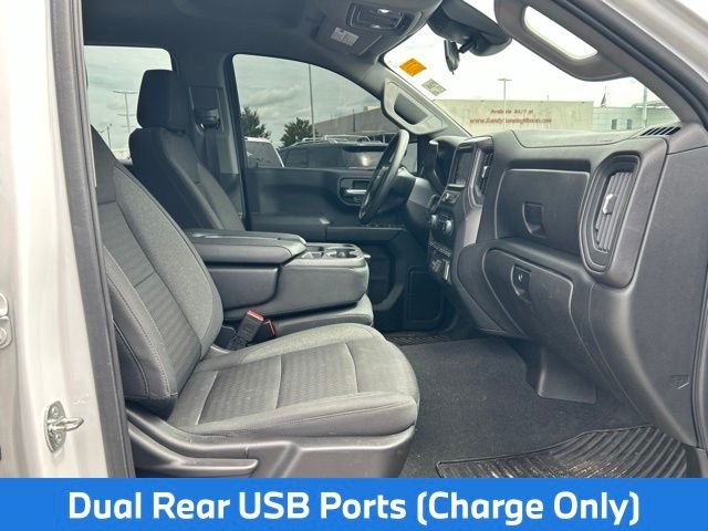 Used 2022 White Chevrolet Custom image 12