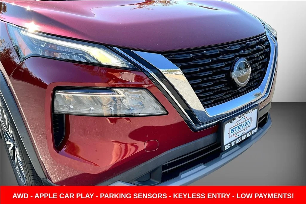 Used 2023 Red Nissan SV image 40