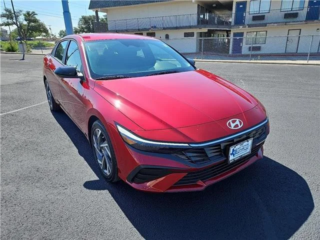 New 2025 Ultimate Red Hyundai SEL Sport image 7