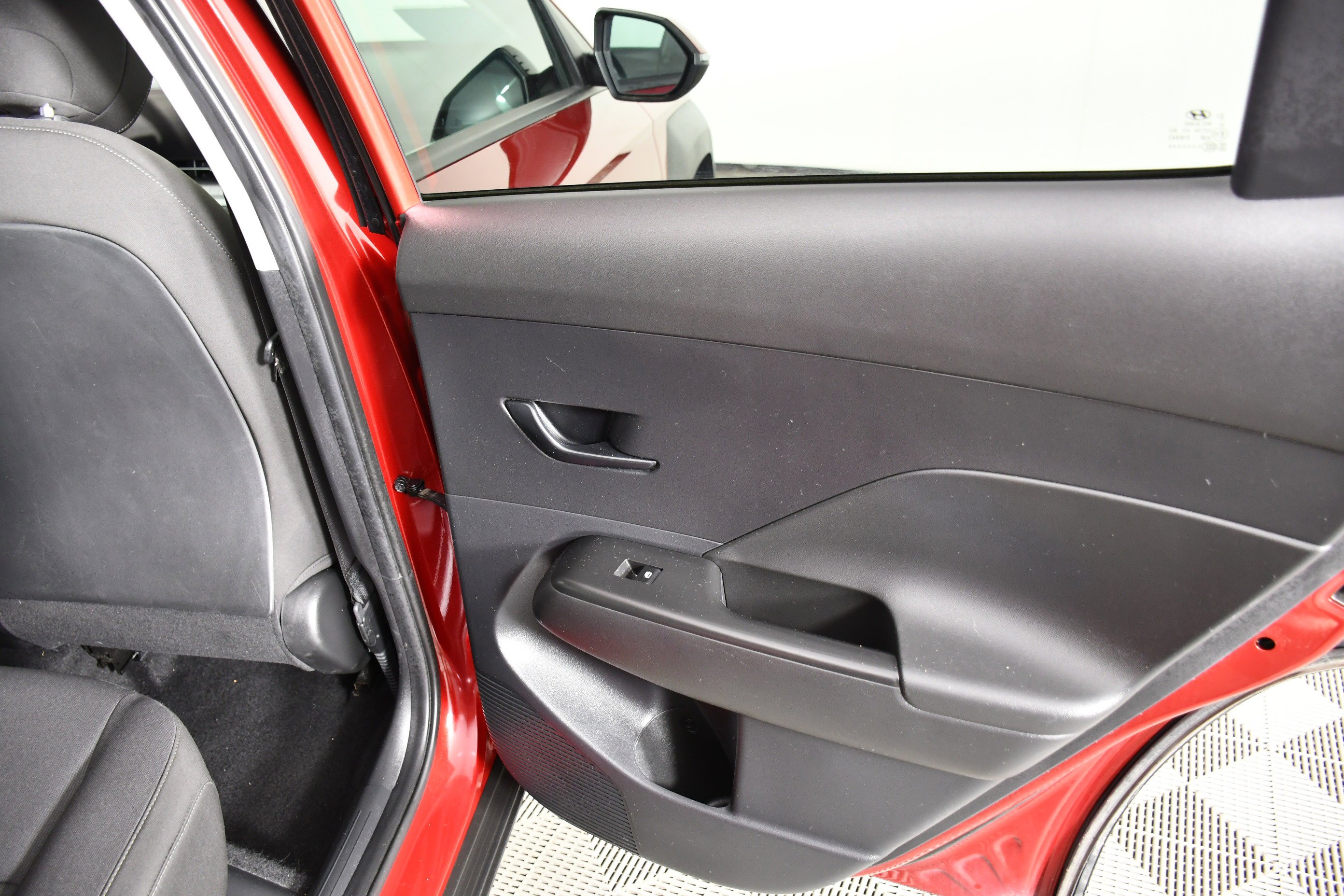 Used 2024 Ultimate Red Metallic Hyundai SEL image 43