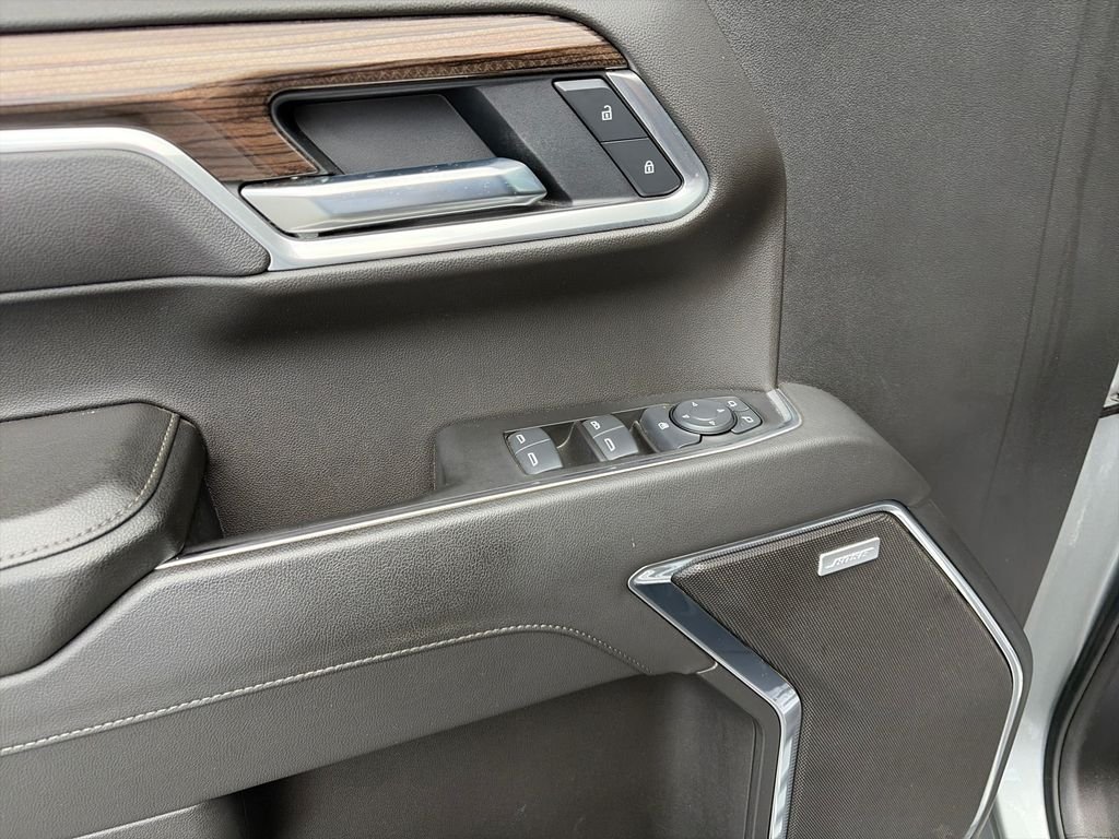 Used 2025 Gray Chevrolet RST image 18