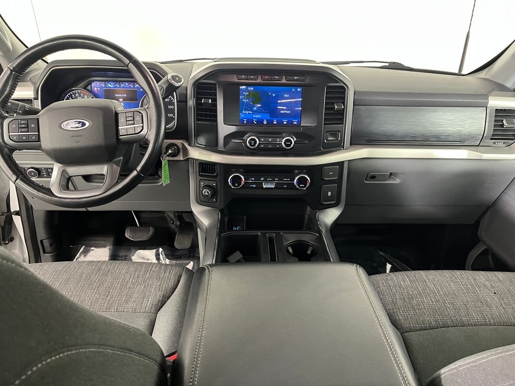 Used 2021 Oxford White Ford XLT image 17