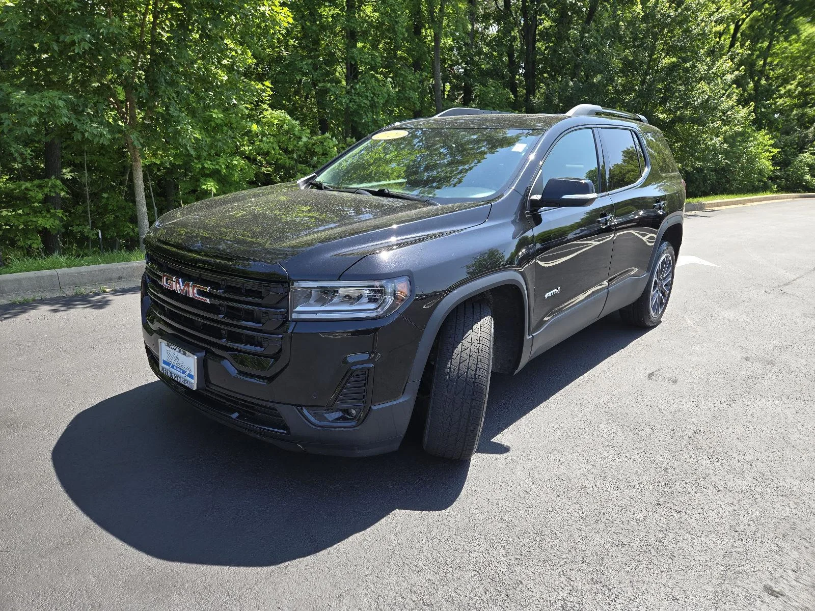 Used 2020 Ebony Twilight Metallic GMC AT4 image 4