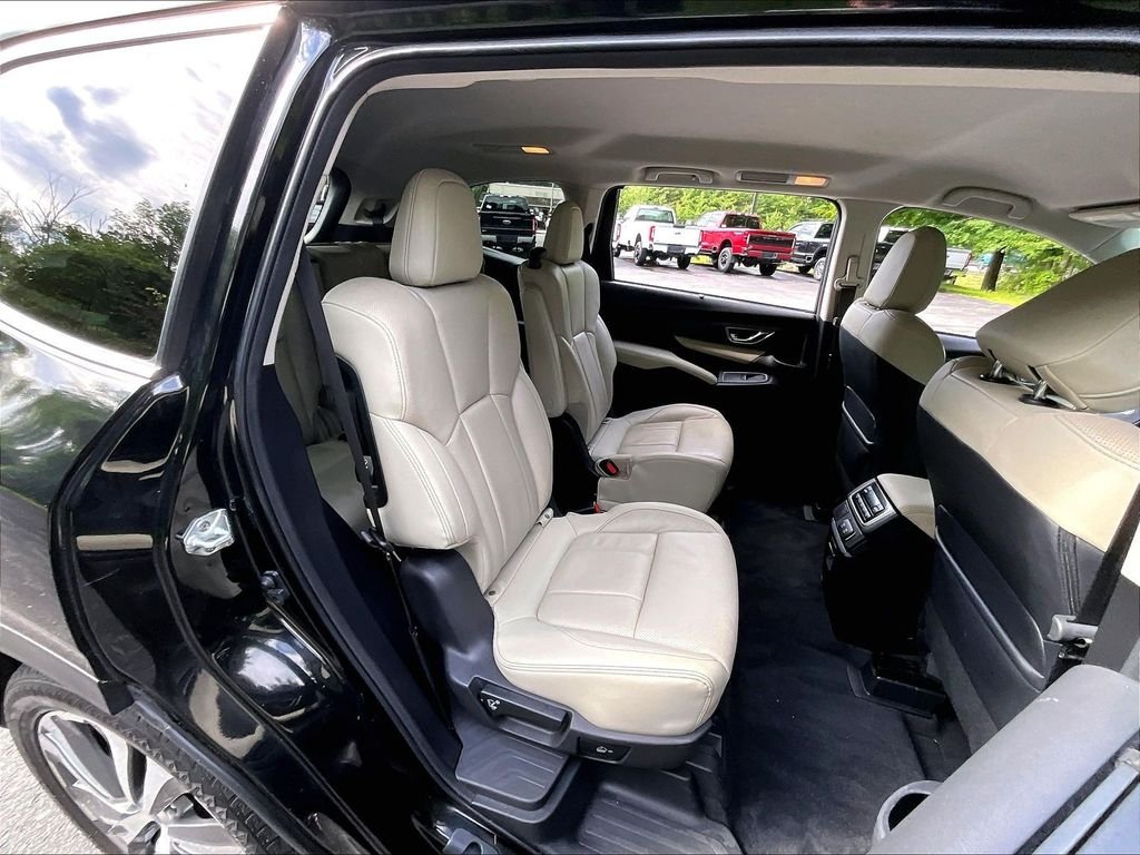 Used 2022 Crystal Black Silica Subaru Limited image 16