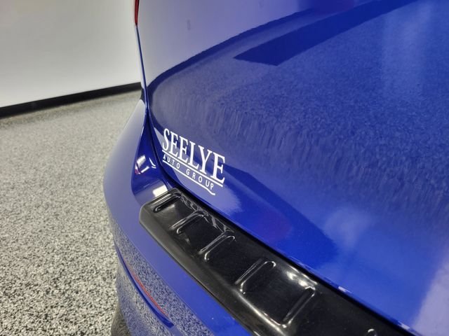 Used 2023  Volkswagen 2.0T image 26