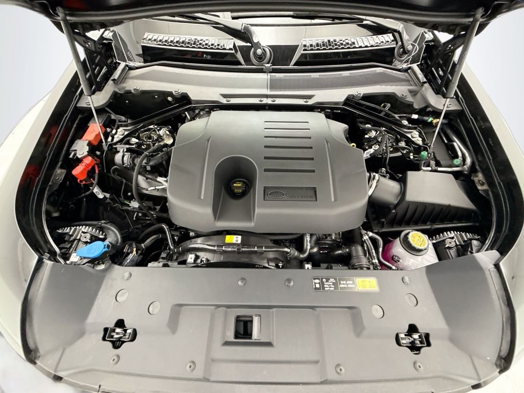 New 2026 Santorini Black Land Rover X-Dynamic SE image 28