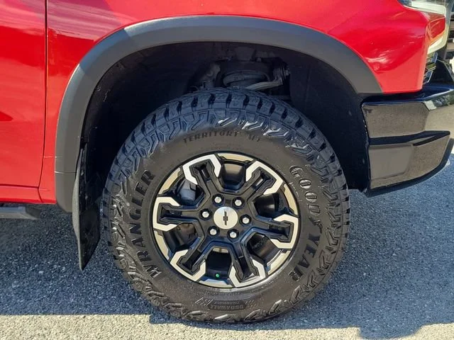 2022 Chevrolet Silverado 1500 ZR2 - Photo 6