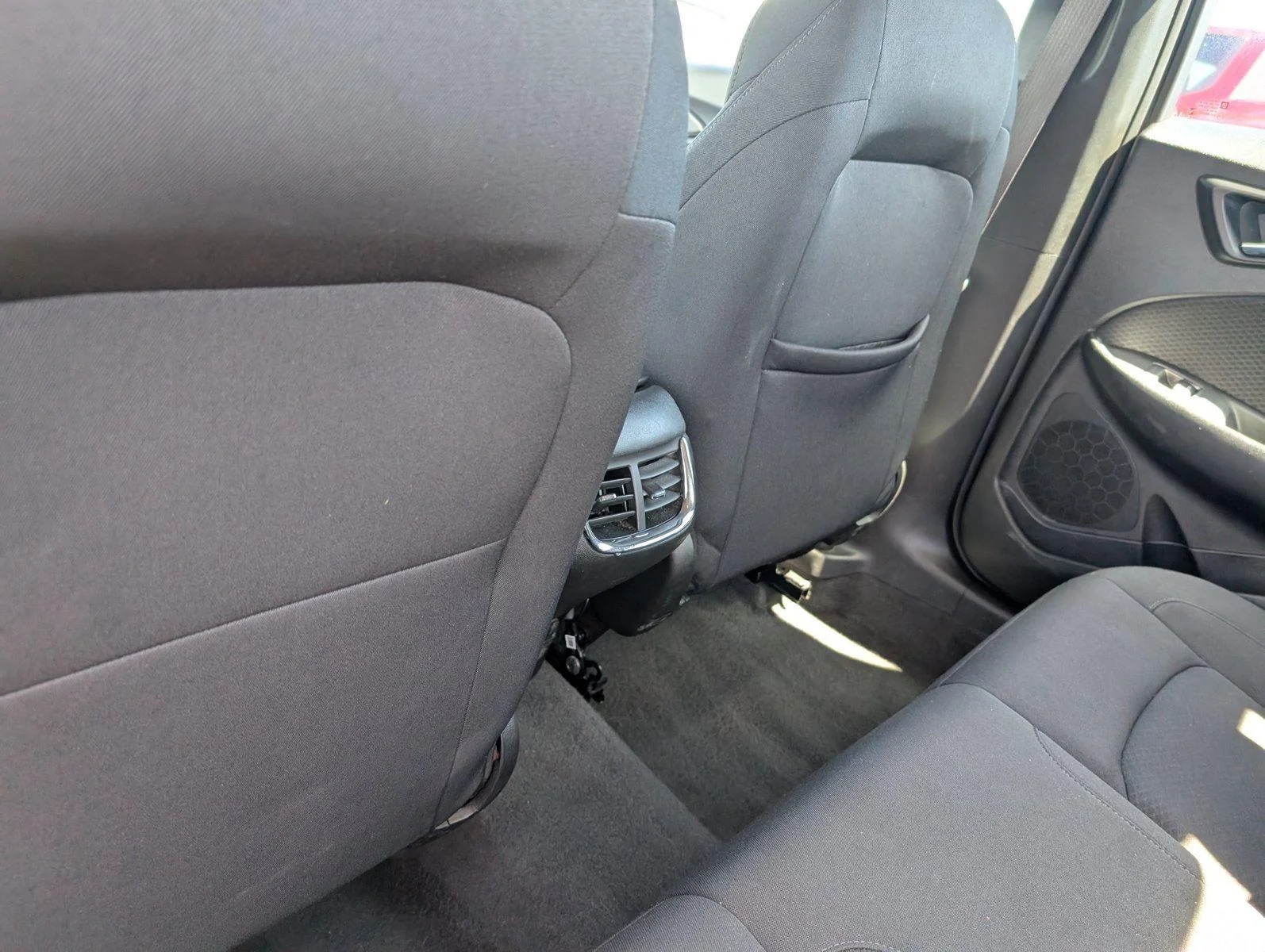 Used 2024 Mineral Gray Metallic Chevrolet 1LT image 31