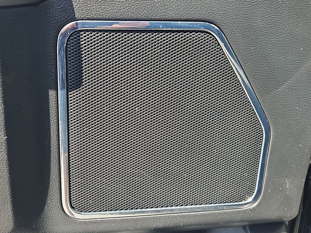 Used 2018 Black Ford Platinum image 12