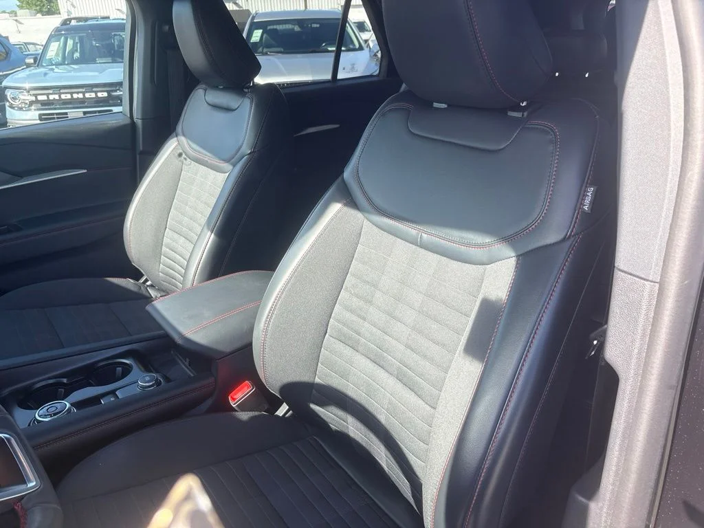 Used 2025 Black Ford ST-Line image 21