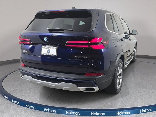 Certified Used 2026 Tanzanite Blue II Metallic BMW xDrive40i image 5