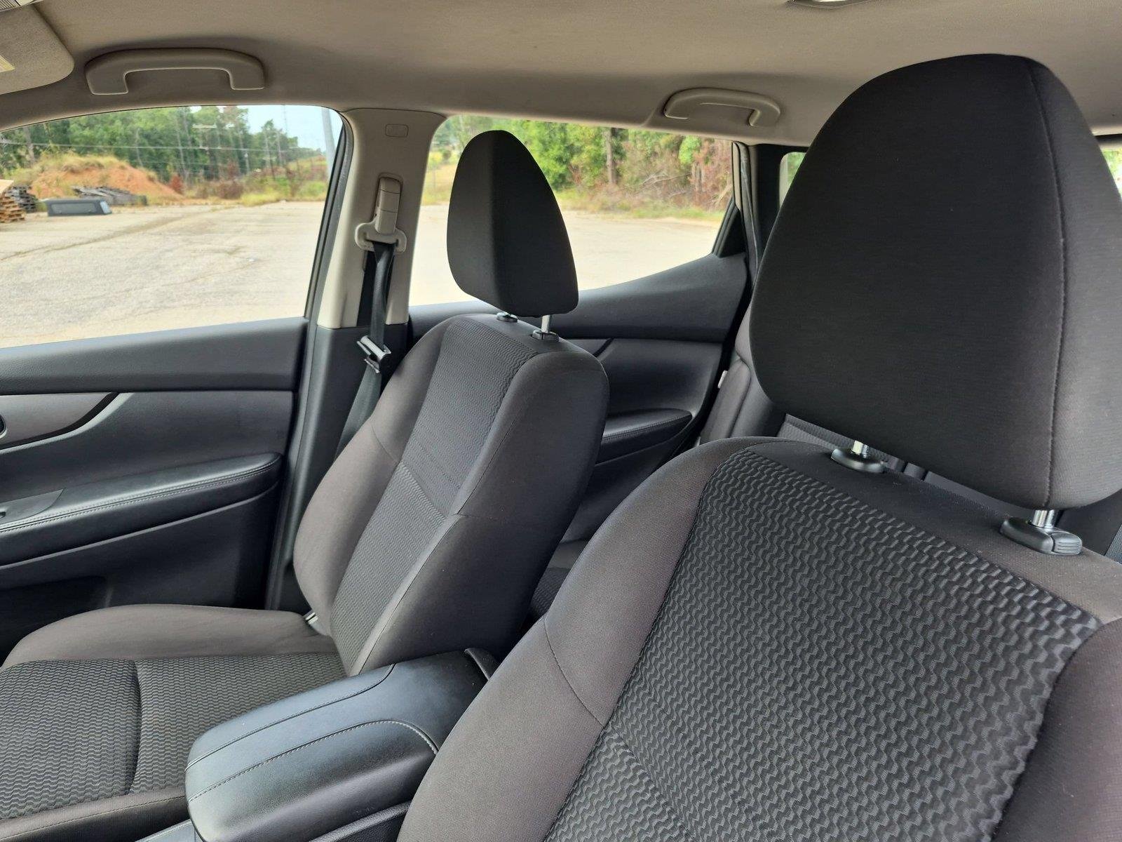 Used 2021 Gun Metallic Nissan S image 17