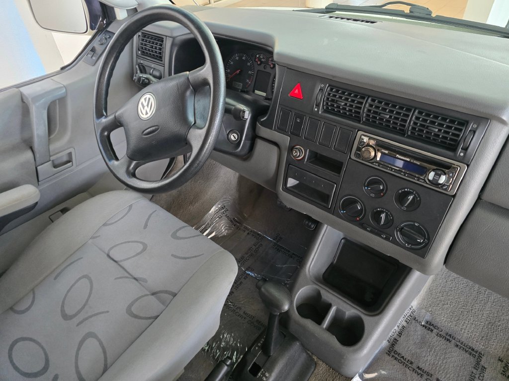 Used 2001  Volkswagen GLS image 8