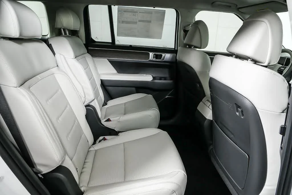 New 2026 Serenity White Hyundai Calligraphy image 66