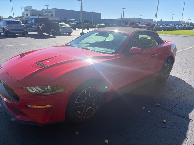 Used 2023 Red Ford GT Premium image 3