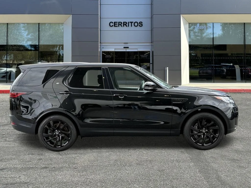 Certified Used 2025  Land Rover S image 5