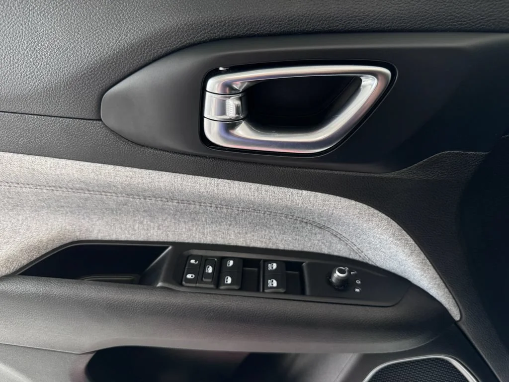 2022 Jeep Compass Latitude Lux - Photo 26