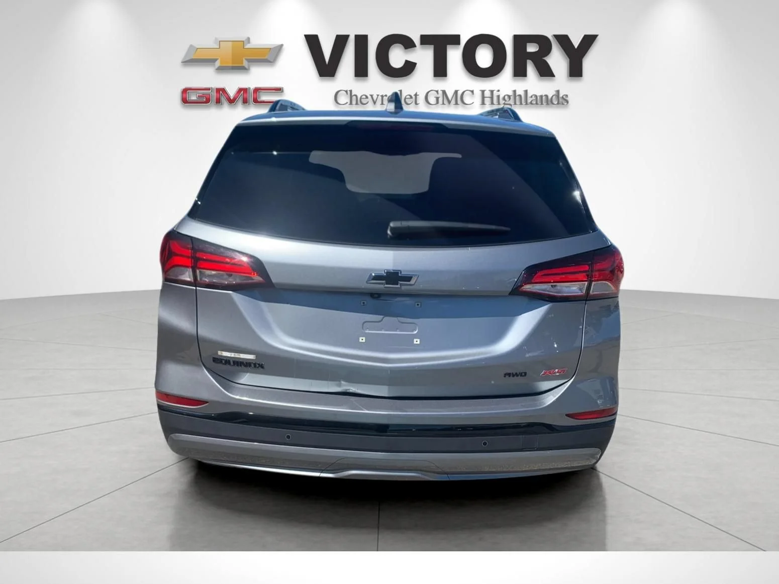 Used 2024 Sterling Gray Metallic Chevrolet RS image 4