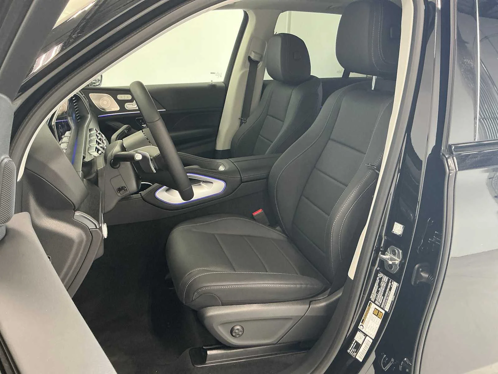 New 2026 Black Mercedes-Benz GLE 450 image 12