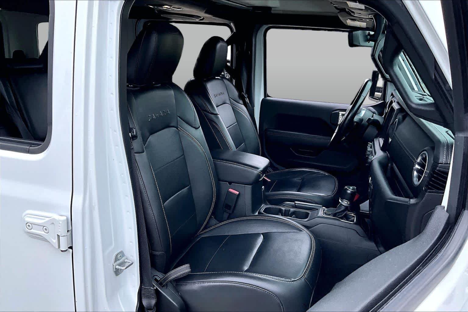 Used 2023 Bright White Clearcoat Jeep Sahara image 8