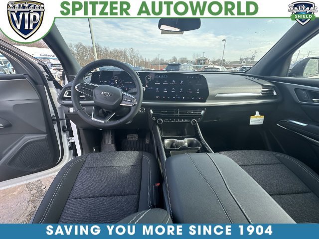 New 2026 Summit White Chevrolet LT image 28