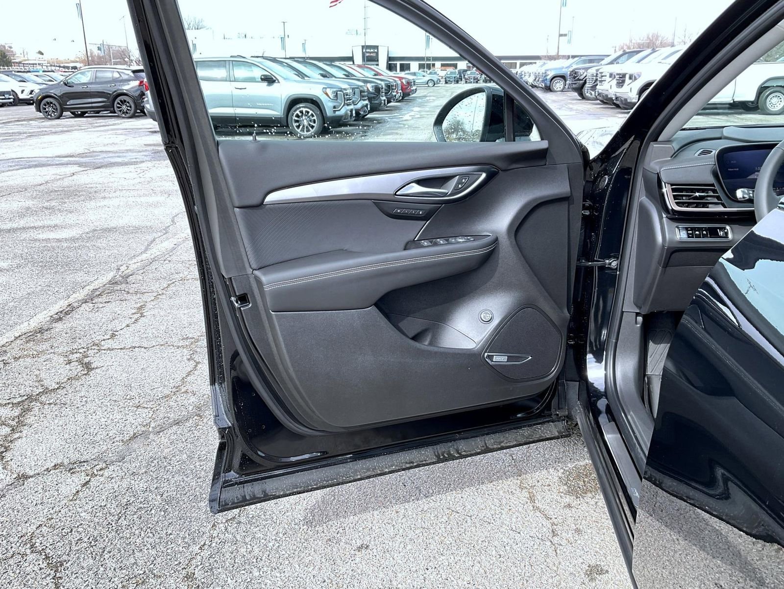2026 Buick Envision Sport Touring - Photo 9