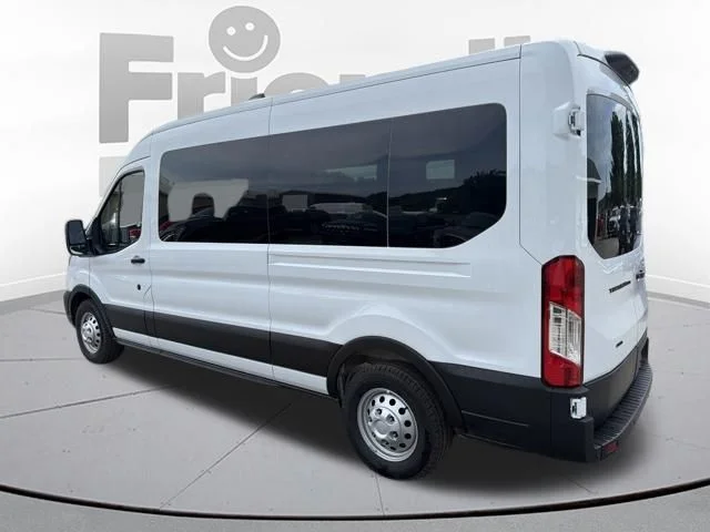New 2026 Oxford White Ford Passenger Van XL image 4