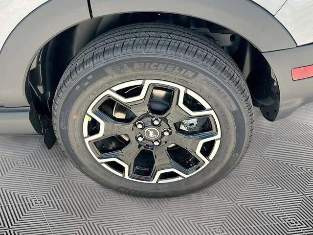 New 2026 Gray Ford Outer Banks image 19