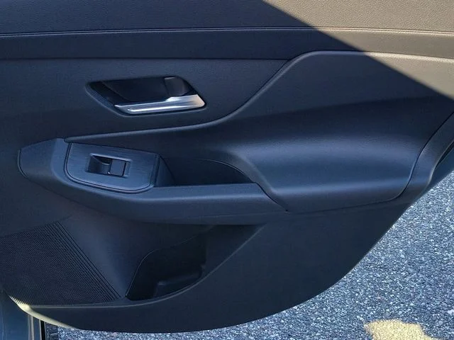 New 2026 Gray Nissan SR image 30