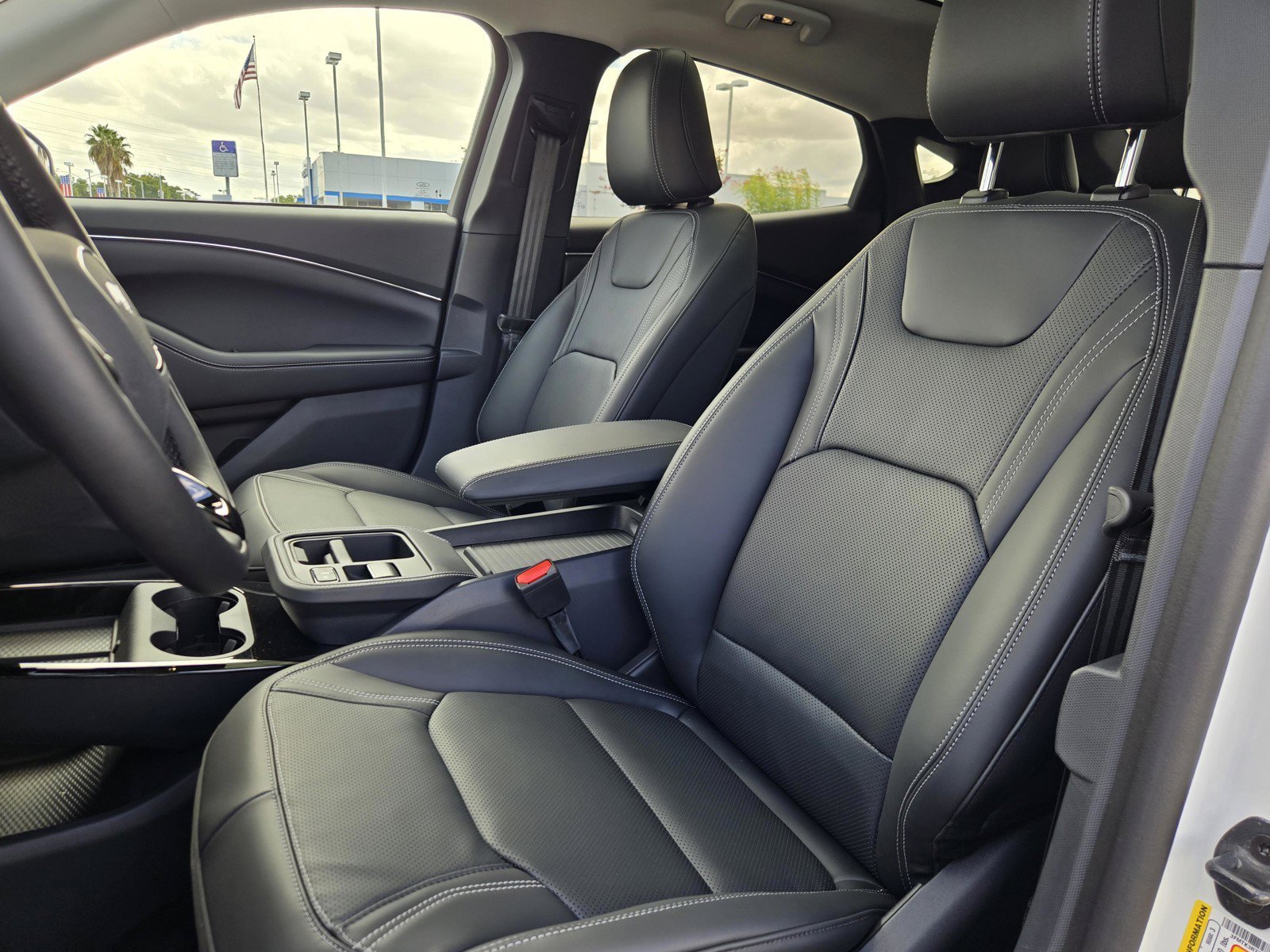 New 2026 Star White Metallic Tri-coat Ford Premium image 11