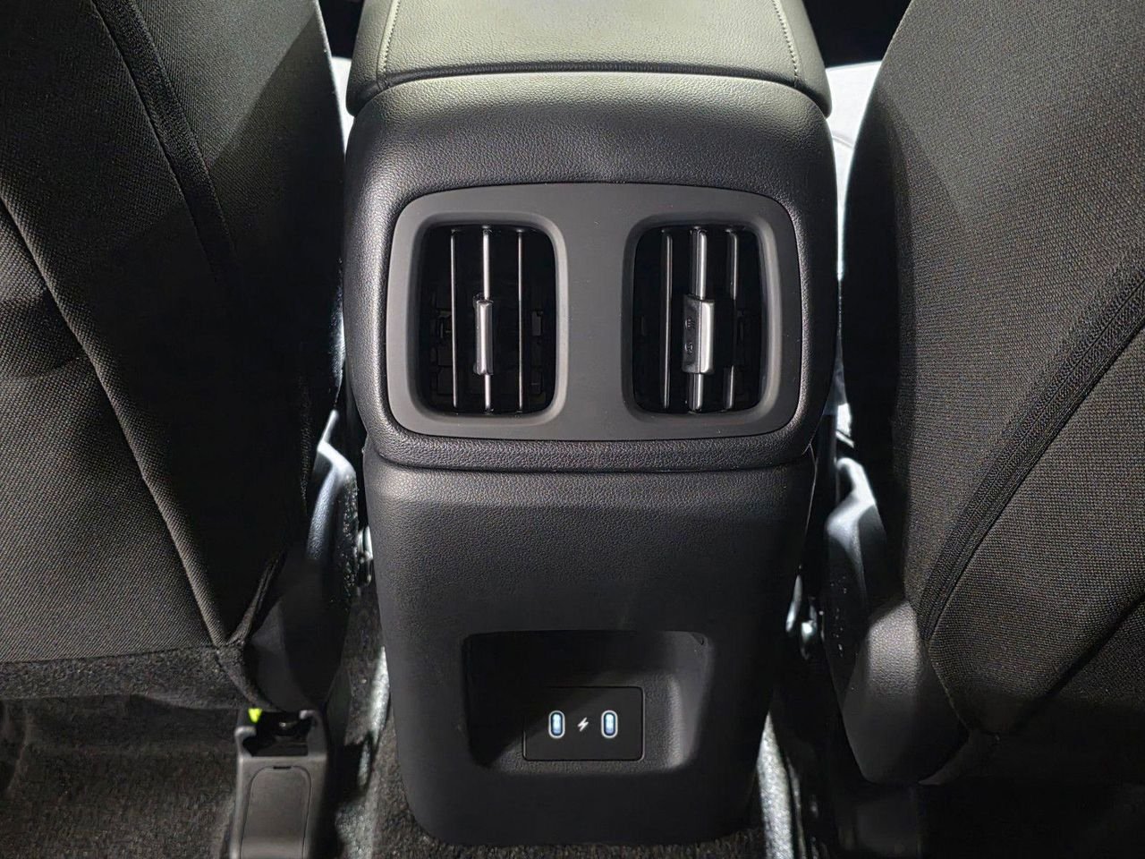 New 2026 Amazon Gray Hyundai SEL AWD image 16
