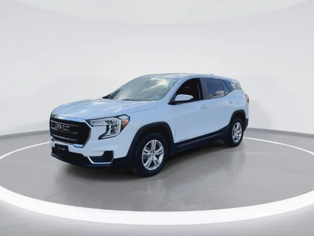 Certified Used 2024 Summit White GMC SLE image 5
