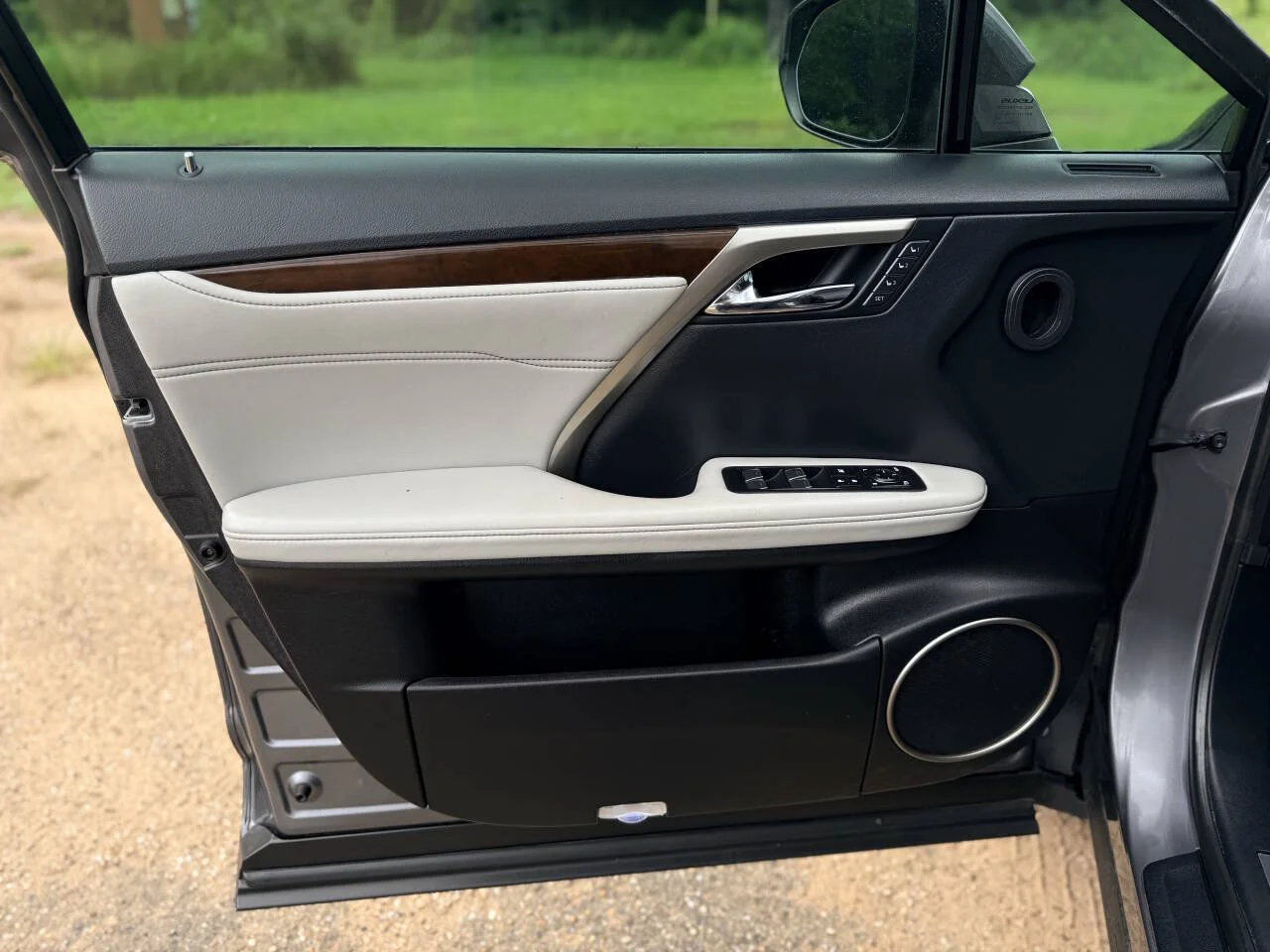 Used 2019 Charcoal Lexus Base 4dr SUV image 27