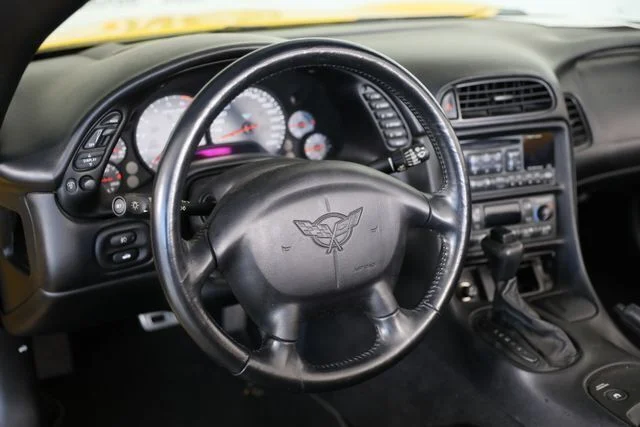 Used 2000 Yellow Chevrolet Base image 3