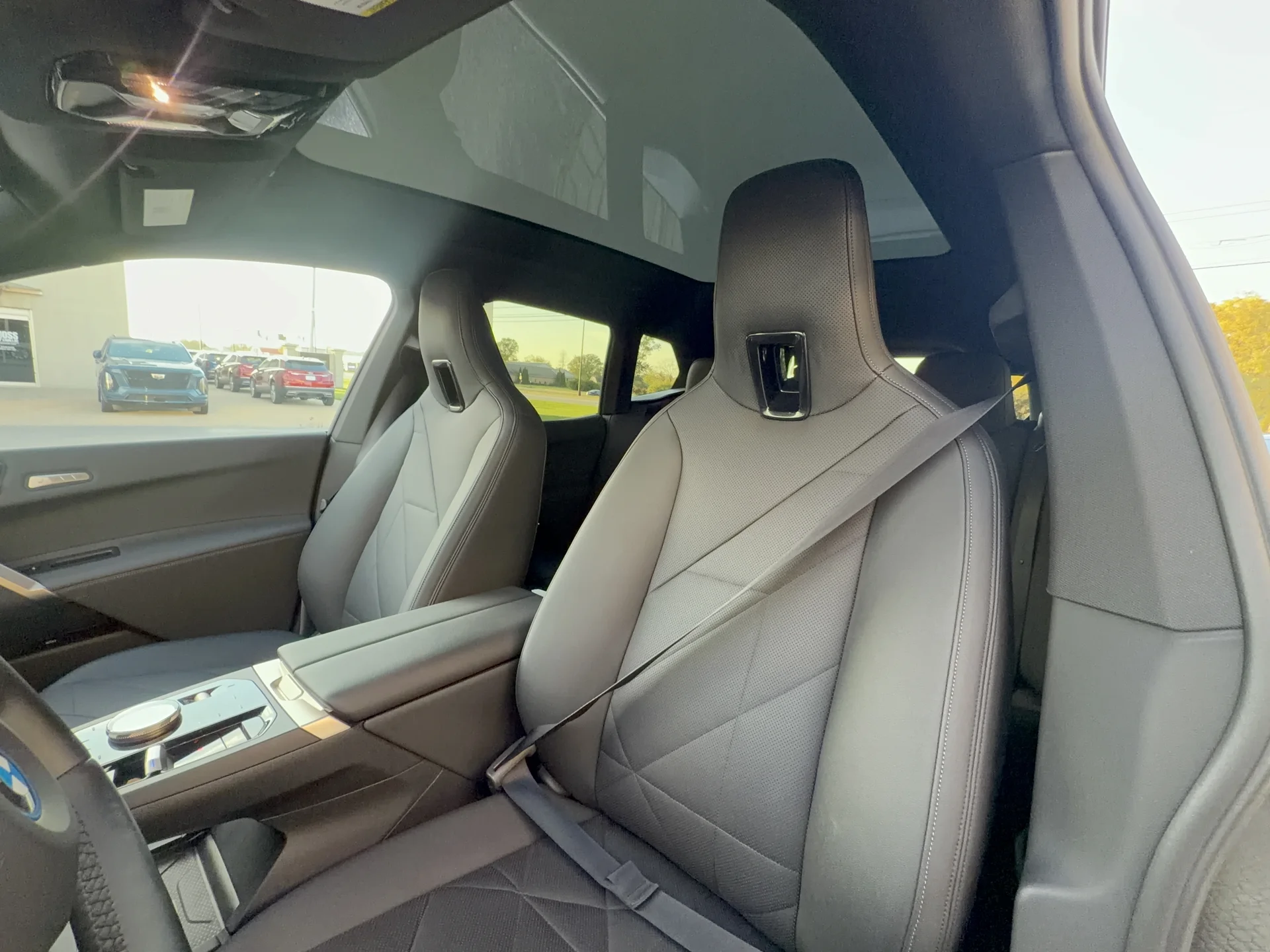 Certified Used 2024 Oxide Grey Metallic BMW xDrive50 image 9