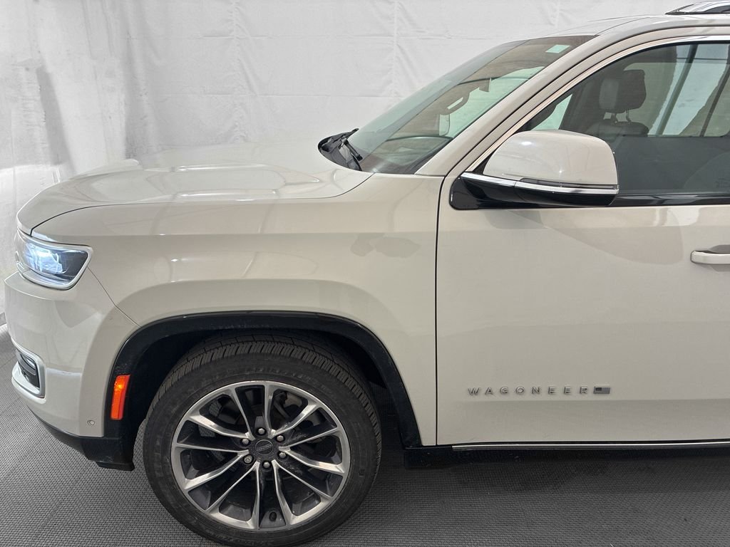 Used 2022 White Jeep Series III image 3