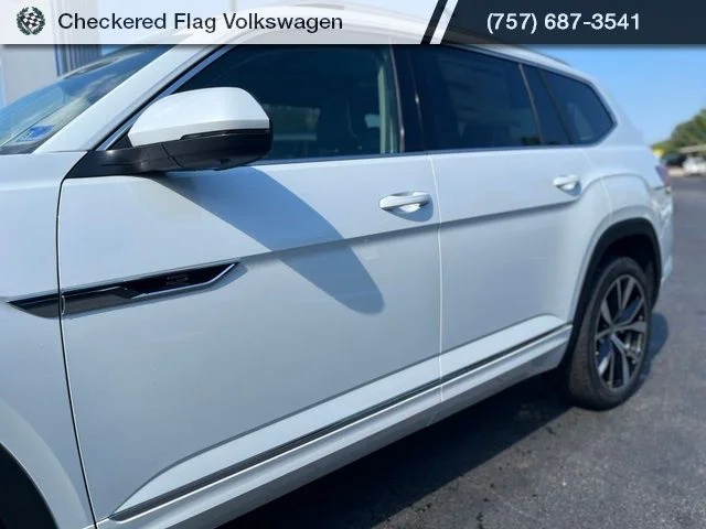 New 2026 White Volkswagen 2.0T SEL Premium R-Line image 3