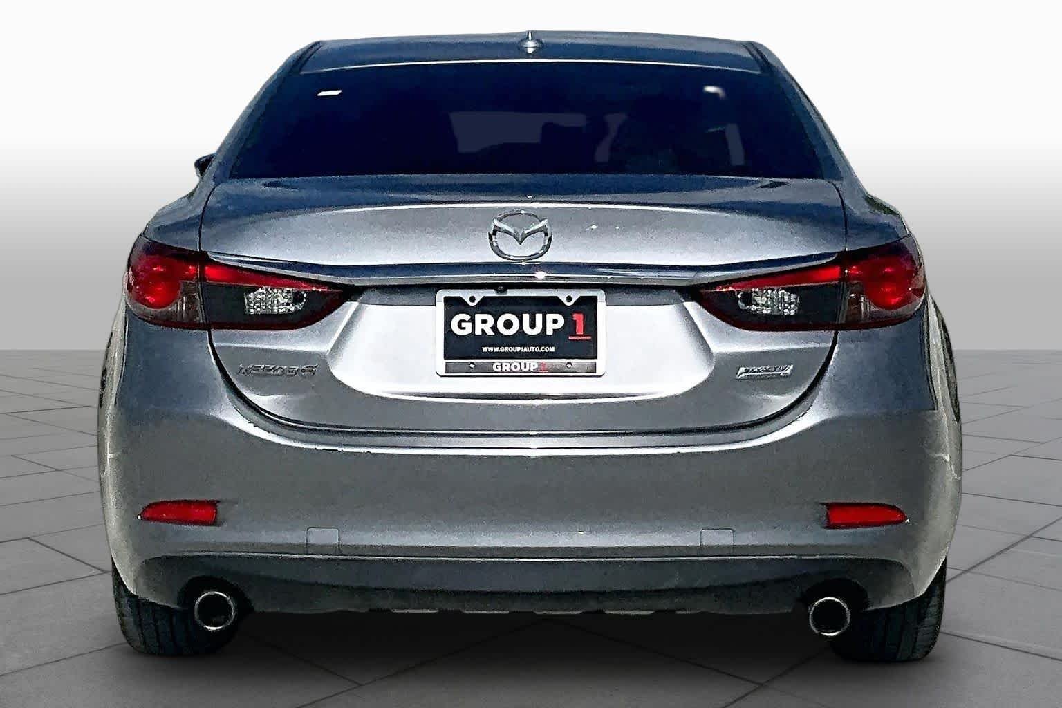 Used 2015 Liquid Silver Metallic Mazda i Touring image 4