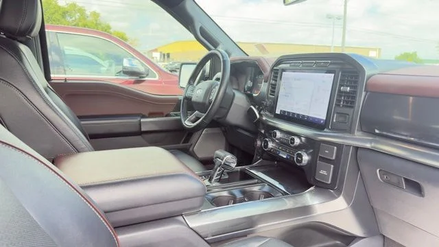 Used 2023 White Ford Lariat image 34