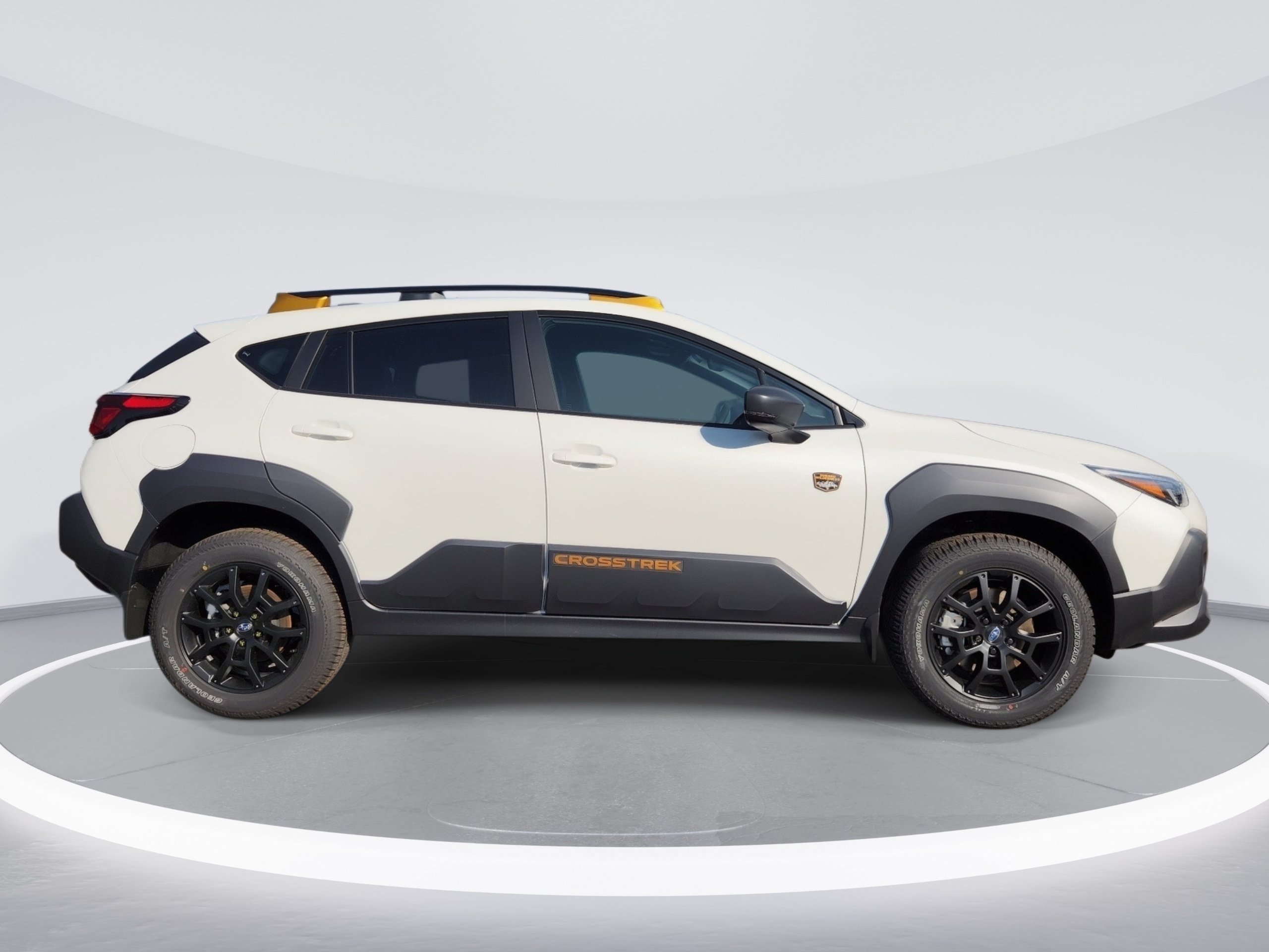 New 2026 CRYSTAL WHITE PEARL Subaru Wilderness image 4
